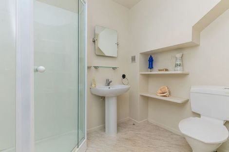 Photo of property in 3/79 Grafton Road, Roseneath, Wellington, 6011