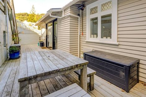 Photo of property in 565 Broadway, Miramar, Wellington, 6022