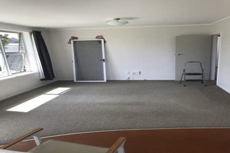 Photo of property in 2/4 Glasgow Street, St Andrews, Hamilton, 3200