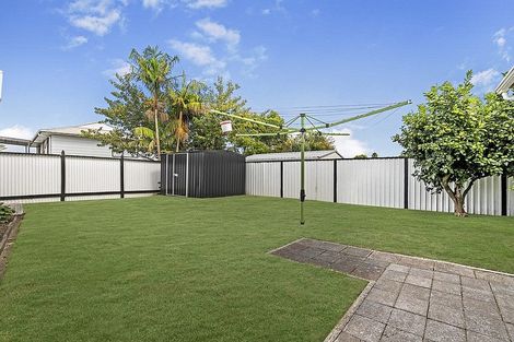 Photo of property in 14 Hadley Wood Drive, Wattle Downs, Auckland, 2103