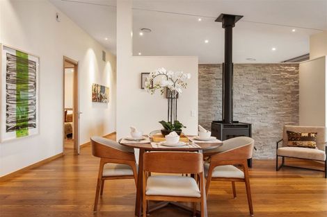 Photo of property in 6 Sowerby Place, Richmond Hill, Christchurch, 8081