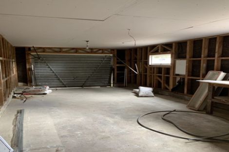 Photo of property in 50 Colwill Road, Massey, Auckland, 0614