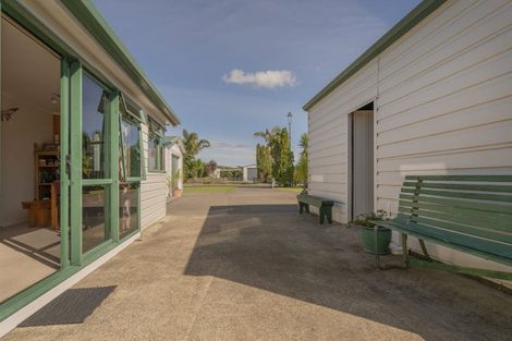 Photo of property in 31 Whitby Avenue, Whitianga, 3510