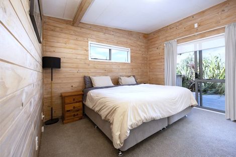 Photo of property in 40 Omana Avenue, Shelly Beach, Helensville, 0874