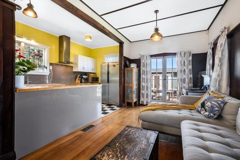 Photo of property in 62 Main Road, Titahi Bay, Porirua, 5022