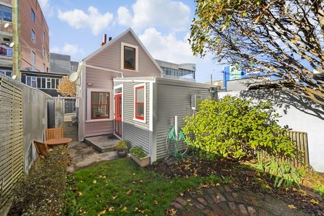 Photo of property in 16 Walter Street, Te Aro, Wellington, 6011