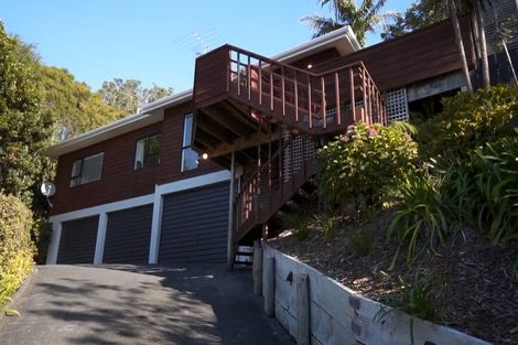 Photo of property in 2/36 Greenvalley Rise, Glenfield, Auckland, 0629