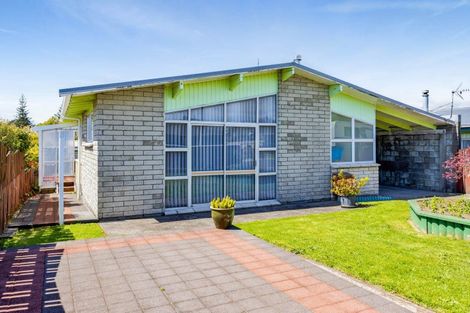 Photo of property in 82 Grey Street, Waitara, 4320