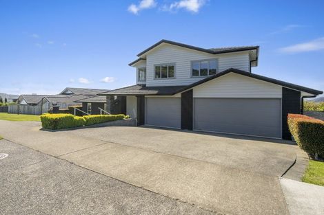 Photo of property in 71 Endeavour Drive, Whitby, Porirua, 5024