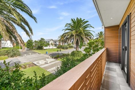 Photo of property in 68 Buckley Avenue, Hobsonville, Auckland, 0616