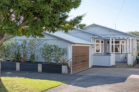 Photo of property in 41 Formby Avenue, Point Chevalier, Auckland, 1022