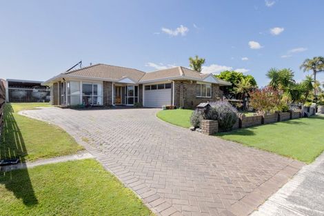 Photo of property in 27 Lotus Avenue, Mount Maunganui, 3116