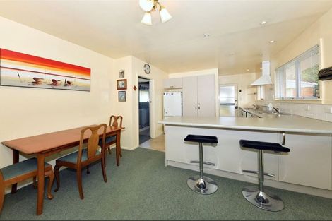 Photo of property in 1/9 Lombard Place, Avonhead, Christchurch, 8042