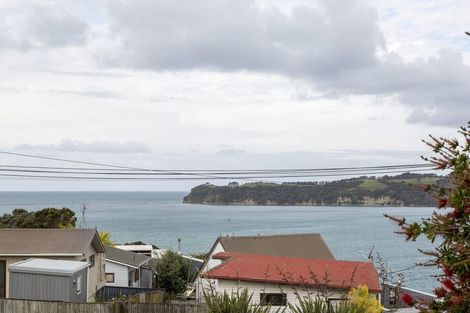 Photo of property in 16 Melandra Road, Stanmore Bay, Whangaparaoa, 0932