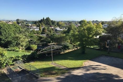 Photo of property in 74 Forest Lake Road, Forest Lake, Hamilton, 3200