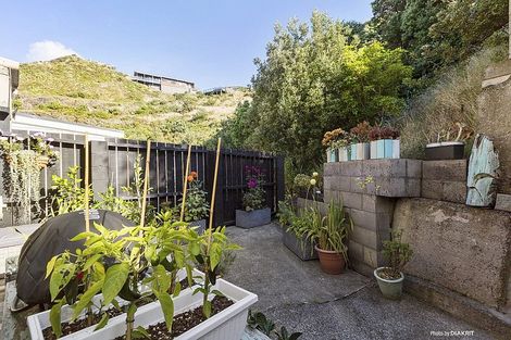 Photo of property in 13/410 The Esplanade, Island Bay, Wellington, 6023