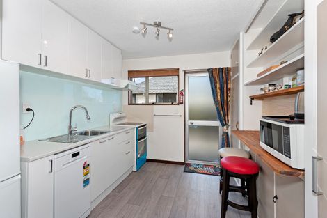 Photo of property in 2/30 Garvins Road, Hornby, Christchurch, 8042