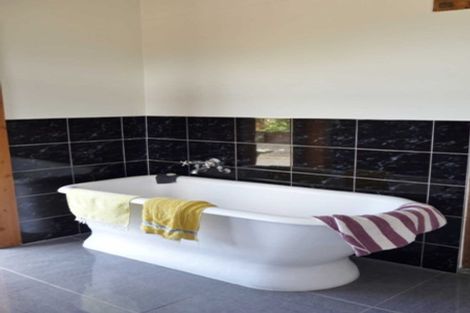 Photo of property in 62 John Hindmarsh Road, Karaka, Papakura, 2580