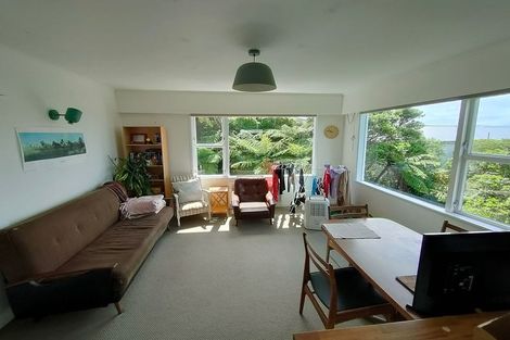 Photo of property in 21 Highbury Crescent, Highbury, Wellington, 6012