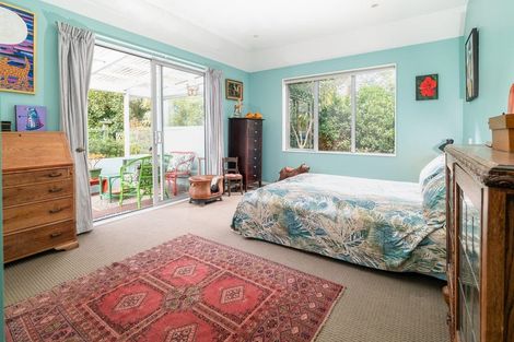 Photo of property in 10 Futuna Close, Karori, Wellington, 6012