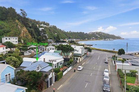 Photo of property in 10 Ferry Street, Seatoun, Wellington, 6022