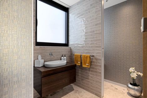 Photo of property in 2/415 Oceanbeach Road, Mount Maunganui, 3116