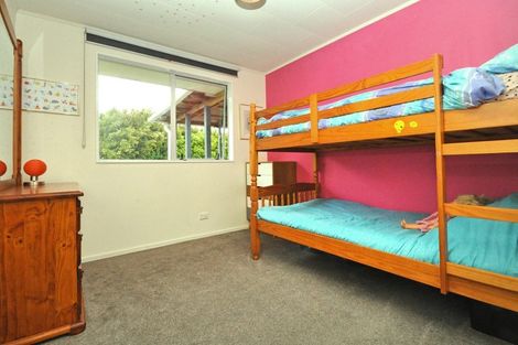 Photo of property in 2/7 Banksia Place, Goodwood Heights, Auckland, 2105