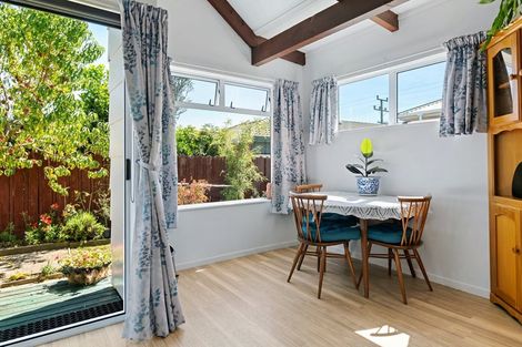 Photo of property in 2/12 Marsden Road, Stoke, Nelson, 7011