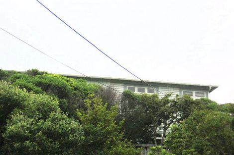 Photo of property in 63 Ranui Crescent, Khandallah, Wellington, 6035