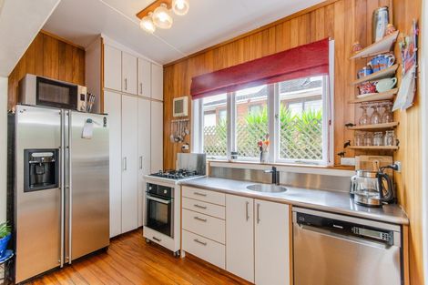 Photo of property in 4 Powell Street, Avondale, Auckland, 1026