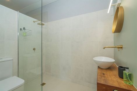 Photo of property in 40 Victoria Street, Coromandel, 3506