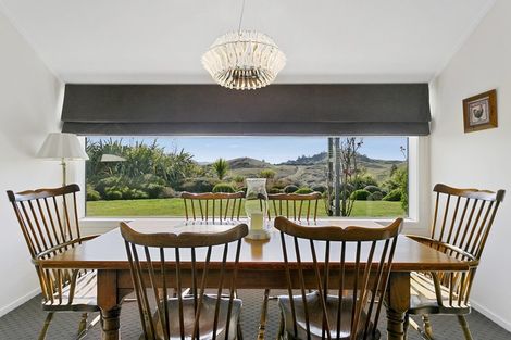 Photo of property in 9 Highland Drive, Acacia Bay, Taupo, 3385