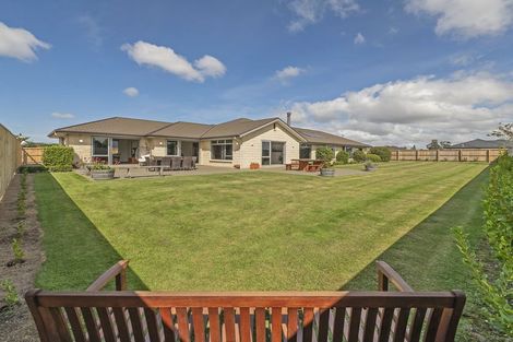 Photo of property in 30 Sunnyside Road, Coatesville, 0793