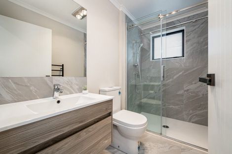 Photo of property in 5/66 Swanson Road, Henderson, Auckland, 0610