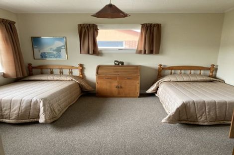 Photo of property in 120 Centaurus Road, Huntsbury, Christchurch, 8022