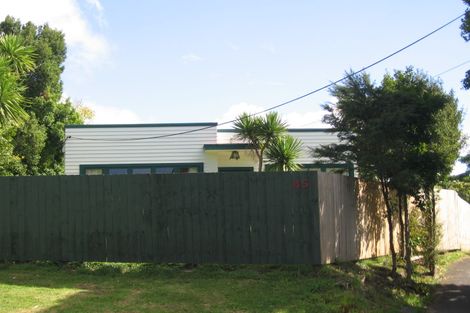 Photo of property in 2/85a Atkinson Road, Titirangi, Auckland, 0604