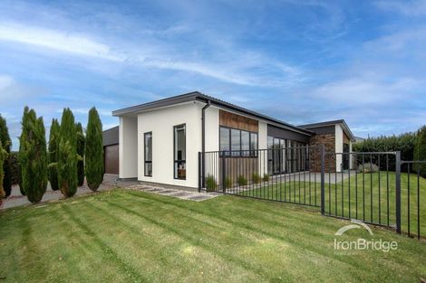 Photo of property in 16 David Buist Crescent, Halswell, Christchurch, 8025