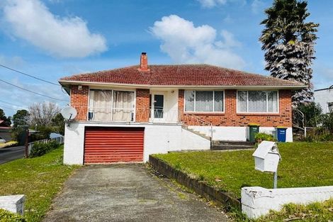 Photo of property in 23 Tirimoana Road, Te Atatu South, Auckland, 0602