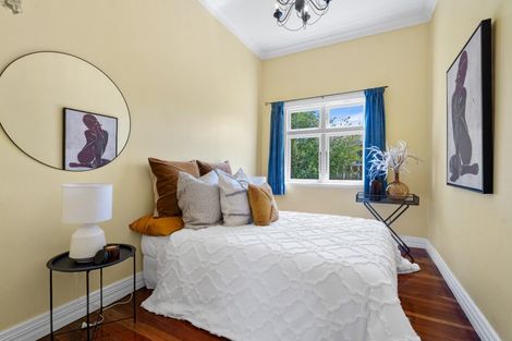 Photo of property in 29 Oxford Street, Lansdowne, Masterton, 5810