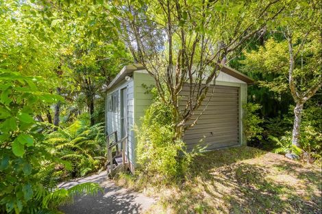 Photo of property in 35 Hauraki Terrace, Pukawa Bay, Turangi, 3381