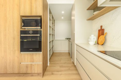 Photo of property in 15 Kaiwaru Place, Waikanae, 5036