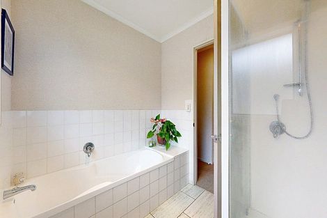 Photo of property in 15 Benner Drive, Ngatea, 3503