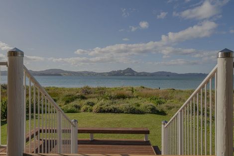 Photo of property in 85 Captain Cook Road, Cooks Beach, Whitianga, 3591