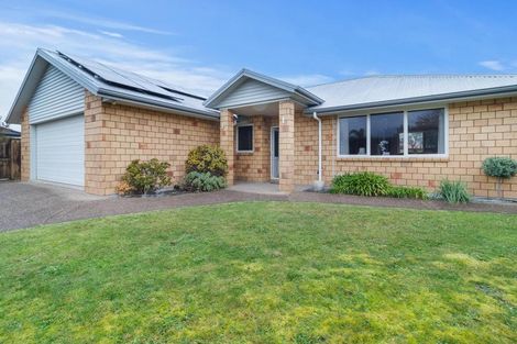 Photo of property in 15 Burr Street, Cambridge, 3434