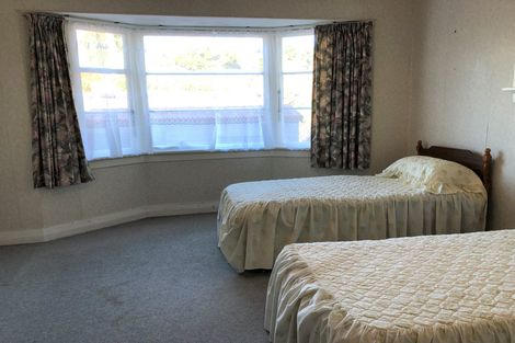 Photo of property in 4 Middleton Road, Kew, Dunedin, 9012