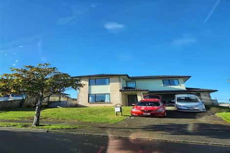 Photo of property in 73 Kirikiri Drive, Papakura, 2110