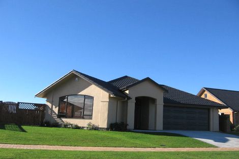 Photo of property in 48 Clearview Drive, Milson, Palmerston North, 4414