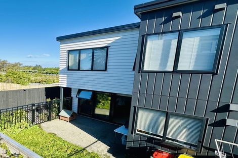 Photo of property in 1090a Great North Road, Point Chevalier, Auckland, 1022