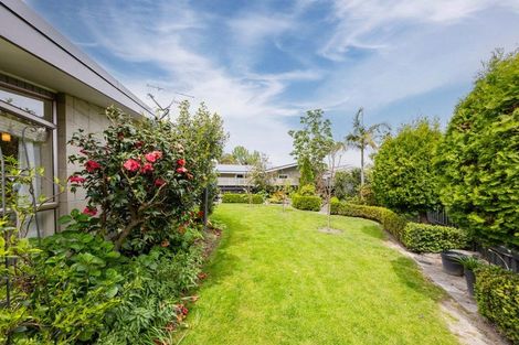 Photo of property in 72 Puketapu Road, Taradale, Napier, 4112