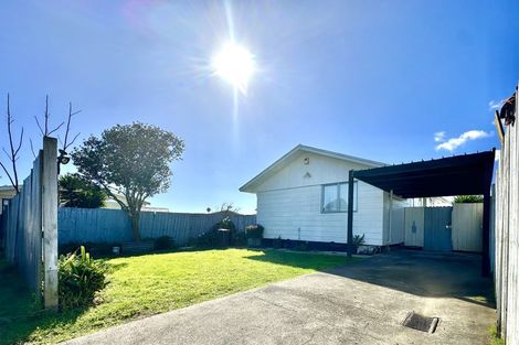 Photo of property in 2/18 Kennington Drive, Clendon Park, Auckland, 2103